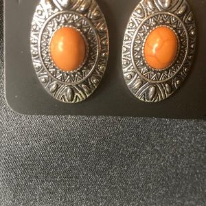 NWT! Gorgeous Southwestern Orange Crackle Earrings. Ready to ship!